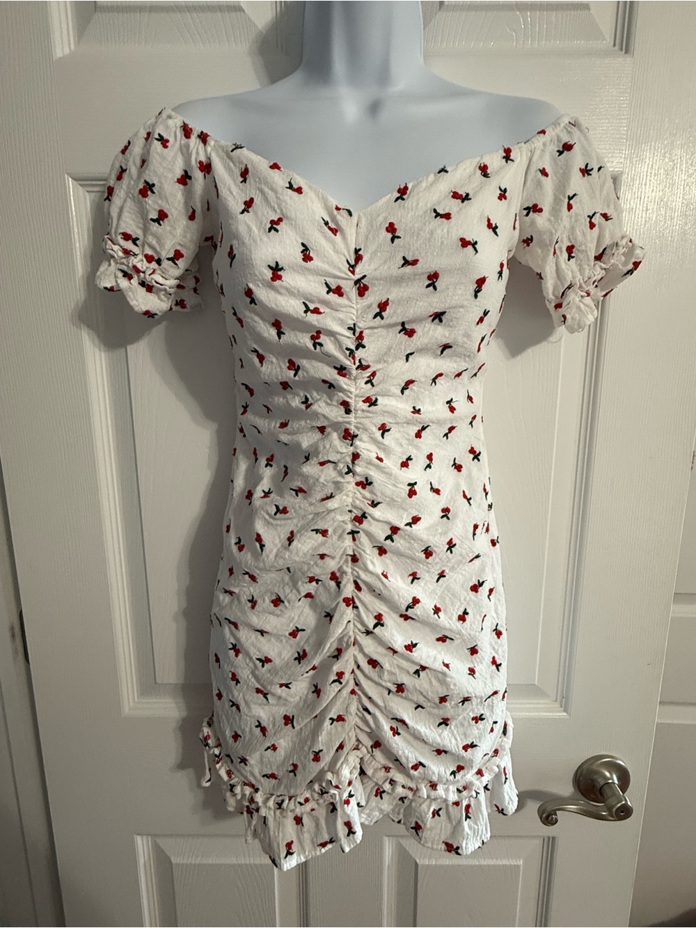 🍒ZARA White Dress with Red embrodied Cherries - Ruched Off-Shoulder Mini Dress